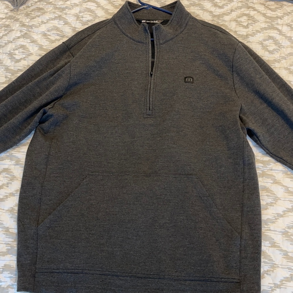 Men’s Travis Mathew zip up pullover